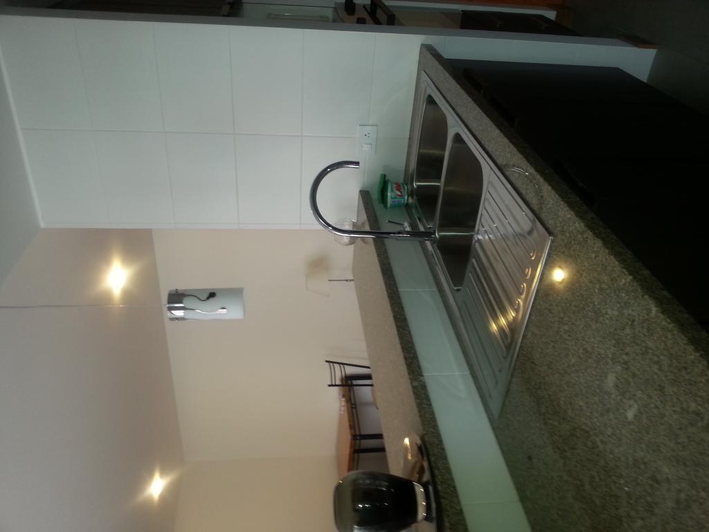 Suites Metropoli Edificio Torino Quito Phòng bức ảnh