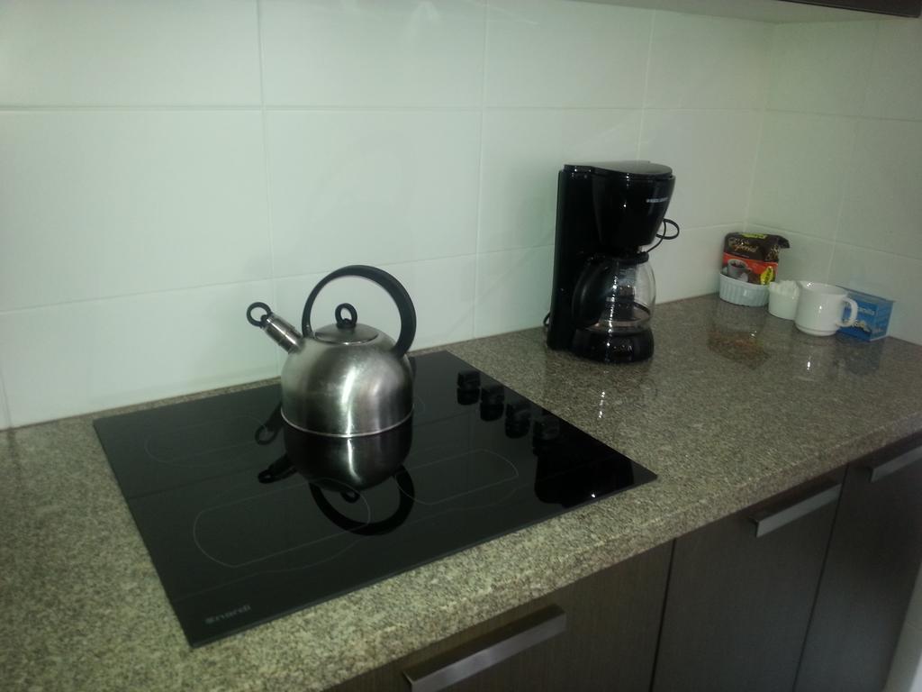 Suites Metropoli Edificio Torino Quito Phòng bức ảnh