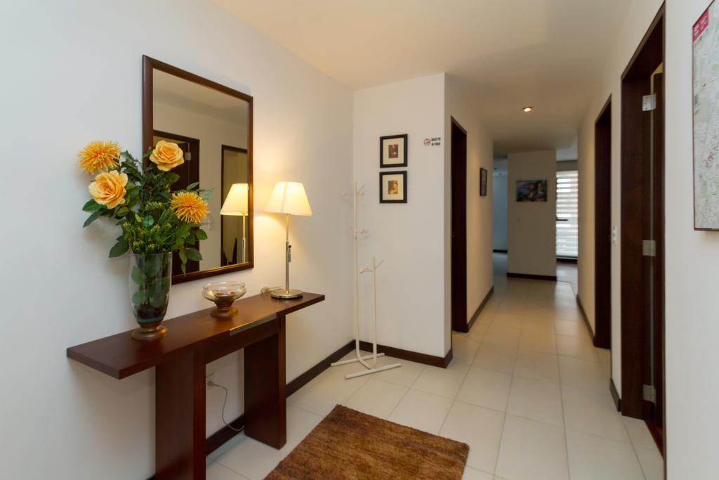 Suites Metropoli Edificio Torino Quito Ngoại thất bức ảnh